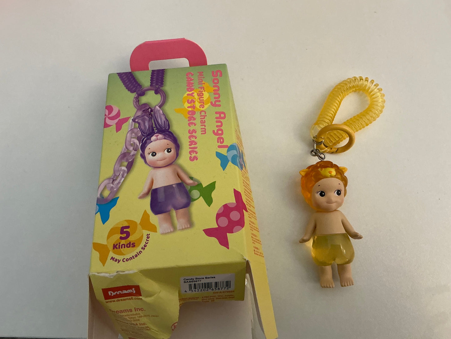 Sonny Angel porte clés mouton jaune